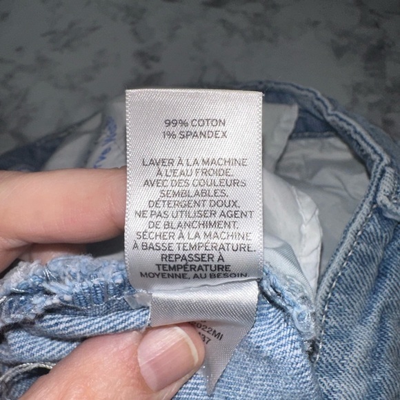 Abound Light Wash Distressed Cuffed‎ Denim Shorts Size 26 - Picture 6 of 6